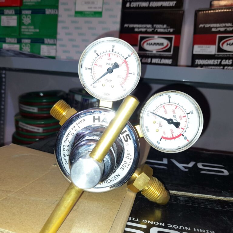 H25ARS-40-N2-dong-ho-giam-ap-harris-My-san-xuat-o-ba-Lan