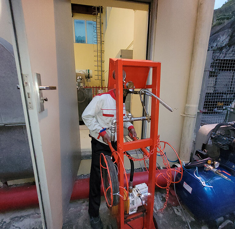 Xử lý khí SF6 cho trạm GIS 220 kV